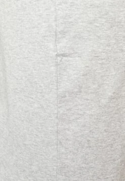 Pier One 5 Pack - Camiseta Interior - 802 - Black_102 - Grey_001 - White 13 Pier One 5 Pack - Camiseta Interior - 802 - Black_102 - Grey_001 - White -Pier One Tienda 0a955050f8ad409d9106d70a8870543a