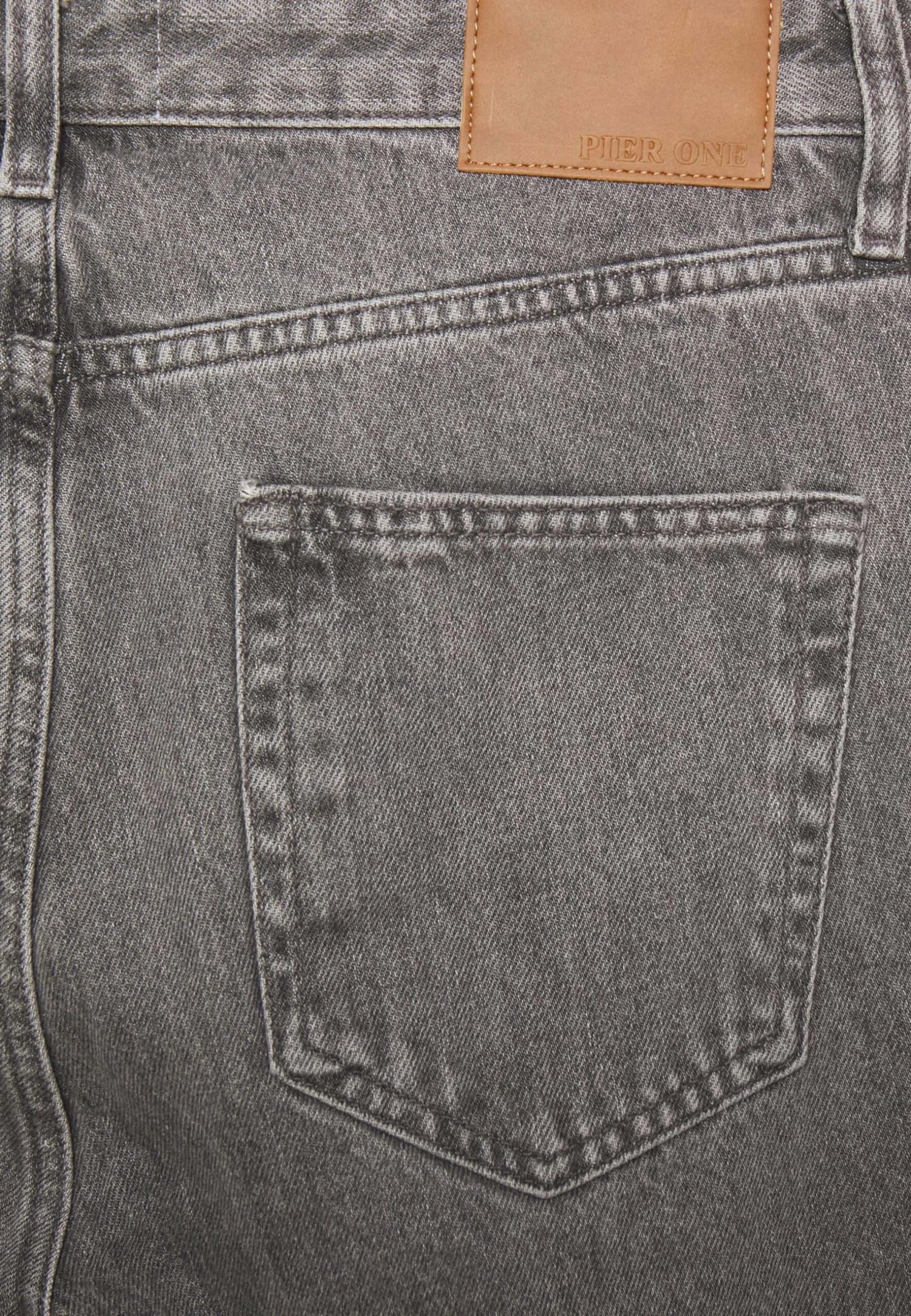 Pier One Mid Raise Straight Fit - Vaqueros Boyfriend - Grey Denim 7 Pier One Mid Raise Straight Fit - Vaqueros Boyfriend - Grey Denim - Imagen 5
