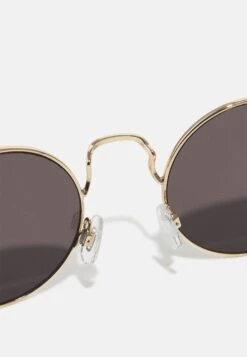 Pier One Unisex - Gafas De Sol - Gold-Coloured/Black -Pier One Tienda 2fd3f25d94564e8bb121d70969d920fe