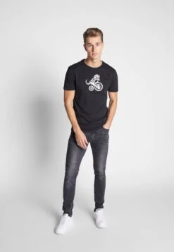 Pier One Camiseta Estampada - Black -Pier One Tienda 358bf526fcea4f539a568f55f812394f