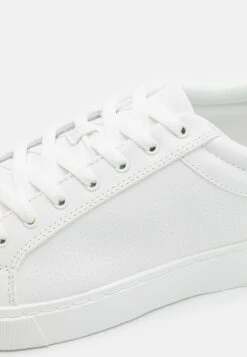 Pier One Unisex - Zapatillas - White -Pier One Tienda 35d243ea00584983a50a2a7564cd5439