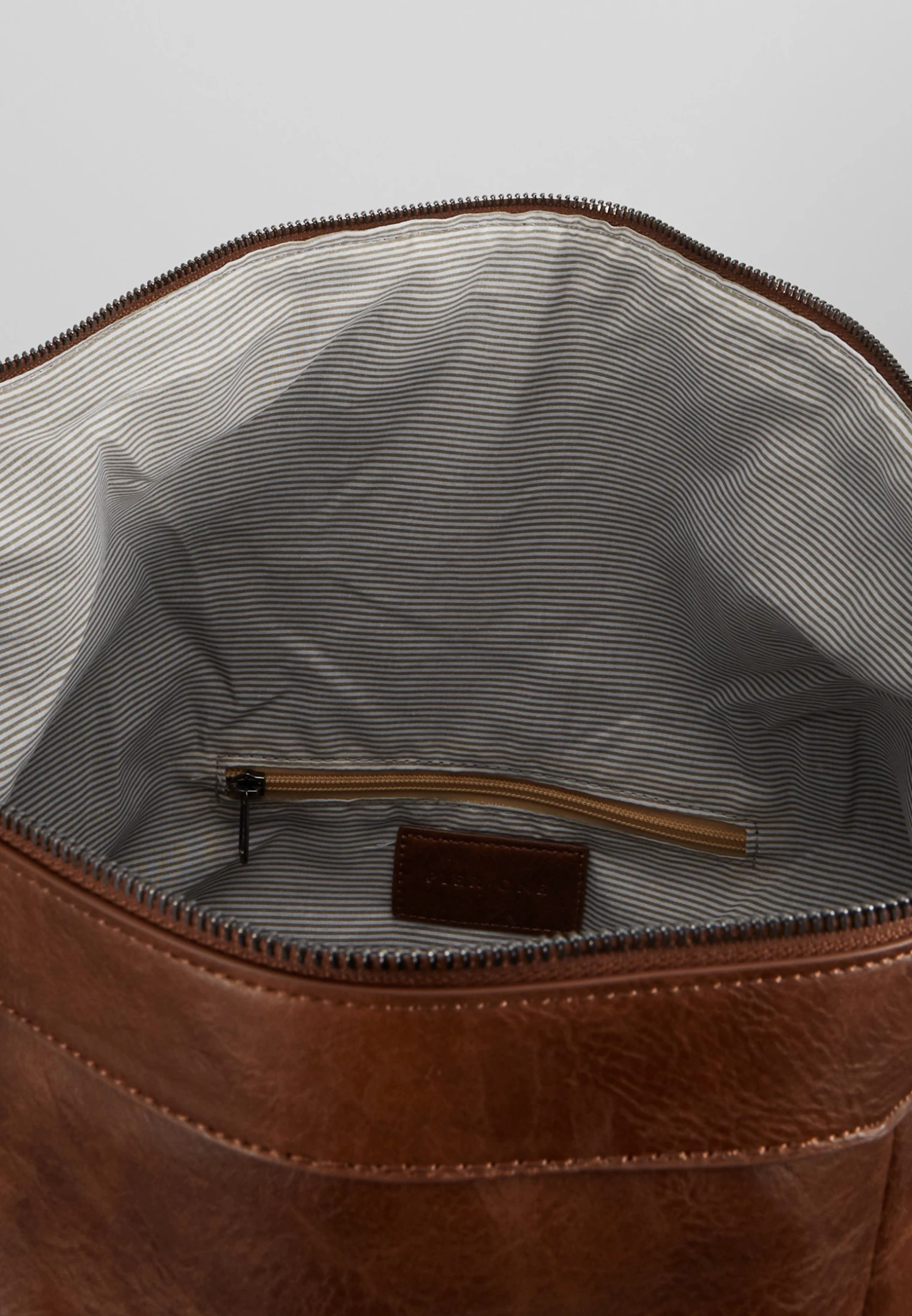 Pier One Unisex - Bolsa De Fin De Semana - Dark Brown 10 Pier One Unisex - Bolsa De Fin De Semana - Dark Brown - Imagen 8