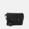 Pier One Unisex - Bandolera -Black