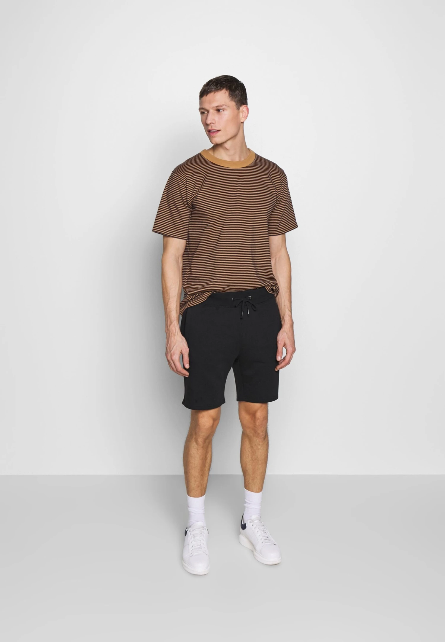 Pier One 2 Pack - Shorts -Light Grey /Black 4 Pier One 2 Pack - Shorts -Light Grey /Black - Imagen 2