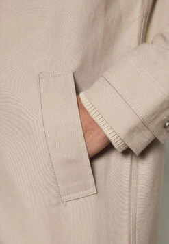 Pier One Commuter Coat- Abrigo Corto - Tan -Pier One Tienda 4ef4ad0f60904e2a9c12d606b1474ddb