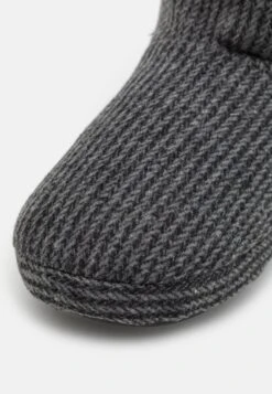 Pier One Unisex - Pantuflas - Dark Grey -Pier One Tienda 5a68366d04ce4e2b9a6826093156381f