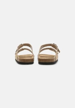 Pier One Leather Unisex - Pantuflas - Beige -Pier One Tienda 5c08a27821fd48c5b7a8f15fb878043f