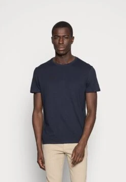 Pier One 2 Pack - Camiseta Básica - Bordeaux 11 Pier One 2 Pack - Camiseta Básica - Bordeaux -Pier One Tienda 644f3d6f49d04025b83d0d4b0da6c6b9