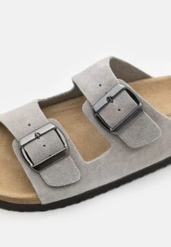 Pier One Leather Unisex - Pantuflas - Grey 13 Pier One Leather Unisex - Pantuflas - Grey -Pier One Tienda 6b071714d1514b7cbade5fbfdf5bc6fc