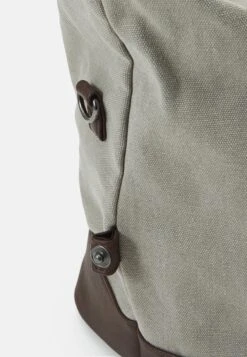 Pier One Unisex - Bolsa De Viaje - Grey -Pier One Tienda 6fa7c56bd7a241beadc9861c482d7855