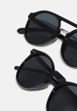 Pier One Unisex 2 Pack - Gafas De Sol - Black -Pier One Tienda 74d856a3cce342899219470f656bd803