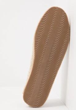 Pier One Rena Espadrille Unisex - Alpargatas - White/Blue -Pier One Tienda 783aaa02540843288d52301a1f116eed