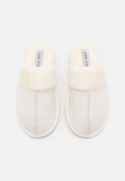 Pier One Pantuflas - Off-White 11 Pier One Pantuflas - Off-White -Pier One Tienda 8a81c8a71b39417c9dbc6b7b37250711