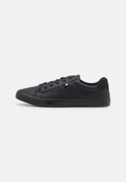 Pier One Unisex - Zapatillas - Black
