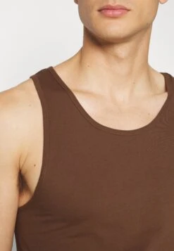 Pier One 3Pck Skin Tone Rib Vest- Camiseta Interior - Brown -Pier One Tienda 9f31fc2f68bd4a4785af045b430b1d83