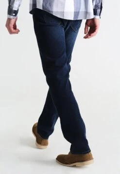 Pier One Basic - Vaqueros Rectos - Dark Blue Denim -Pier One Tienda a4ebfb4549ae43cc8fd6ef9a34b37b32
