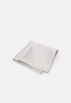 Pier One Set - Otros Accesorios - Silver 10 Pier One Set - Otros Accesorios - Silver -Pier One Tienda ac188c39a46c41b28b7968f88d050584