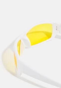 Pier One Unisex - Gafas De Sol -White -Pier One Tienda b4b325aa86de4c81966397739d019f31