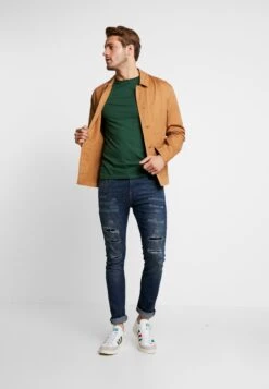 Pier One Camiseta Estampada - Dark Green 9 Pier One Camiseta Estampada - Dark Green -Pier One Tienda c885fa1702d649389def76556d3689fc