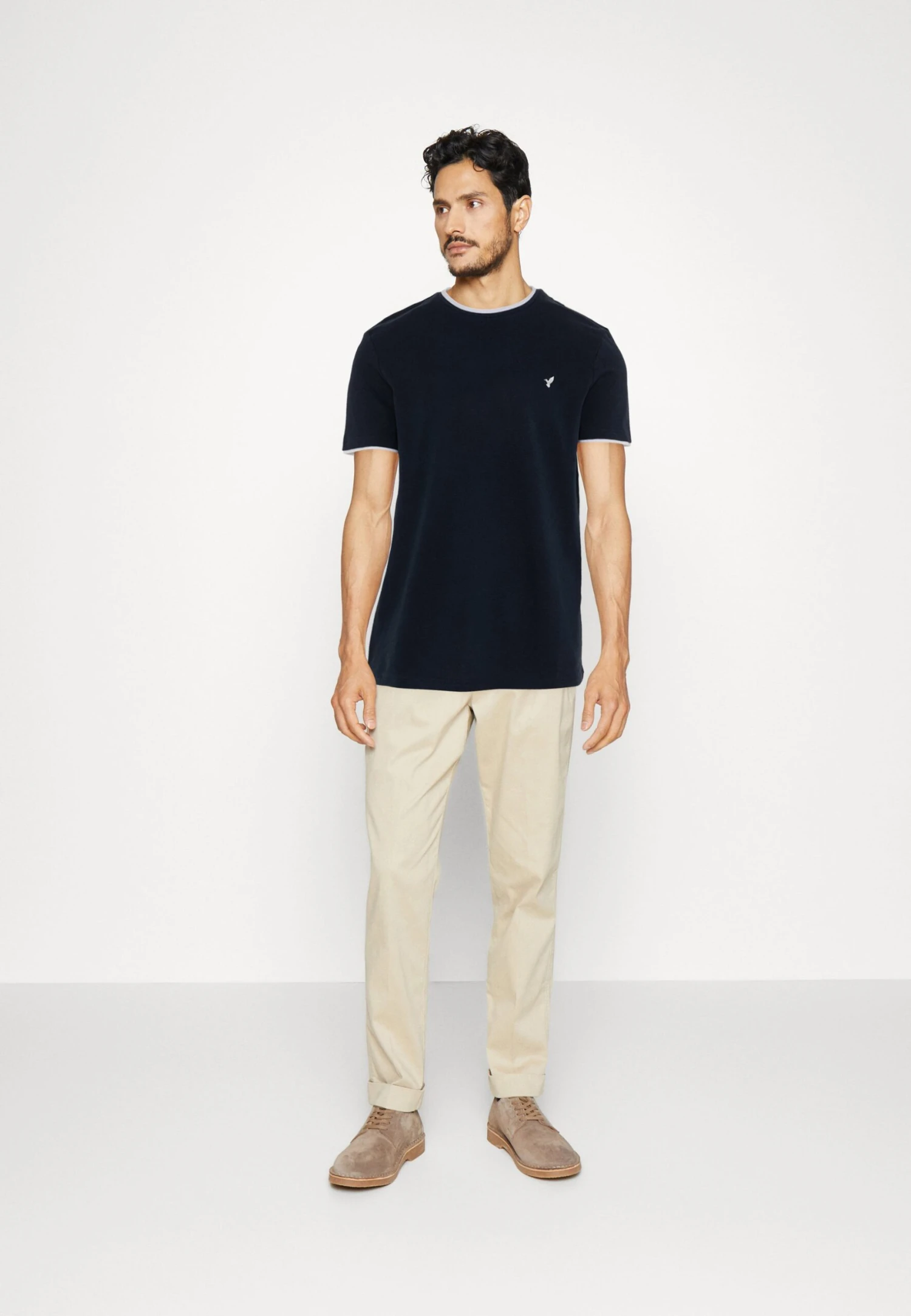 Pier One Camiseta Básica - Dark Blue 4 Pier One Camiseta Básica - Dark Blue - Imagen 2