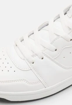 Pier One Zapatillas Altas - White -Pier One Tienda d92dbfafcd0845868bafc96ae8ec8083