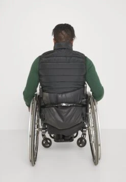 Pier One Chaleco - Black -Pier One Tienda e1569b065acd421d8dc99bfc16261b20