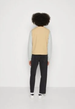 Pier One Chaleco - Tan 10 Pier One Chaleco - Tan -Pier One Tienda e9a6176c9ccb486a93469afcd3f1f0b2