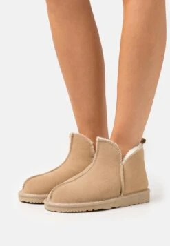 Pier One Leather- Pantuflas - Beige