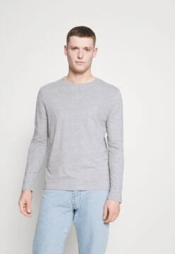 Pier One 5 Pack - Camiseta De Manga Larga - White/Dark Blu/Grey -Pier One Tienda f1774a4a7a3f444e865f7b6e75b4c3ba