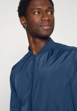 Pier One Chaquetas Bomber -Dark Blue -Pier One Tienda f471d7cddf4d4350a56d062a538415d3