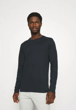 Pier One Tienda -Pier One Tienda f4ab40010cb44ae08cf6e1fd6a0ac7fc