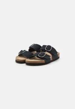 Pier One Leather - Sandalias Planas - Black -Pier One Tienda fefde2b9b36946c6bf099f832a1ca0bd